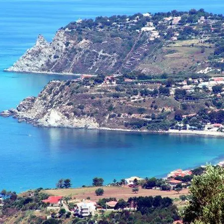 Lucy Apartament 02 Santa Maria (Vibo Valentia)